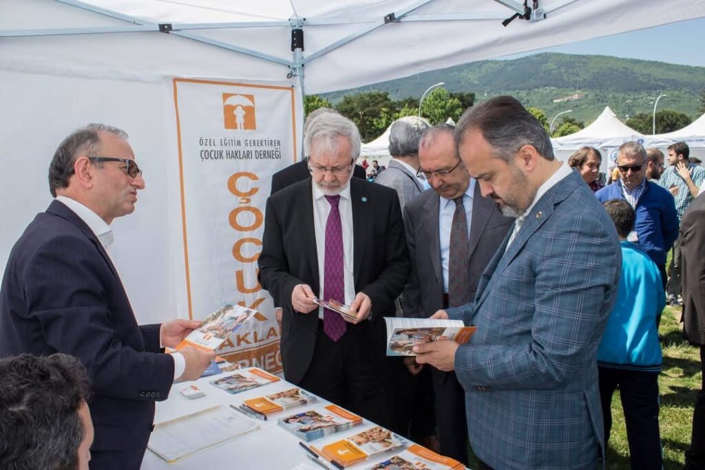 Özel Eğitim Gerektiren Çocuk Hakları Derneği etkinliğinden bir kare