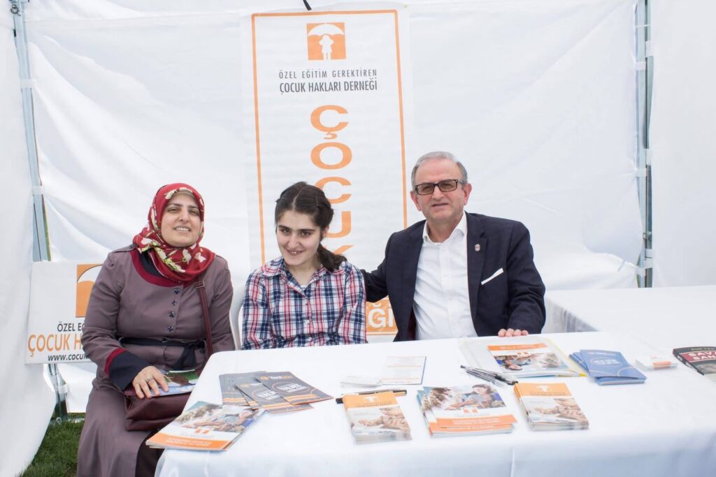 Özel Eğitim Gerektiren Çocuk Hakları Derneği etkinliğinden bir kare
