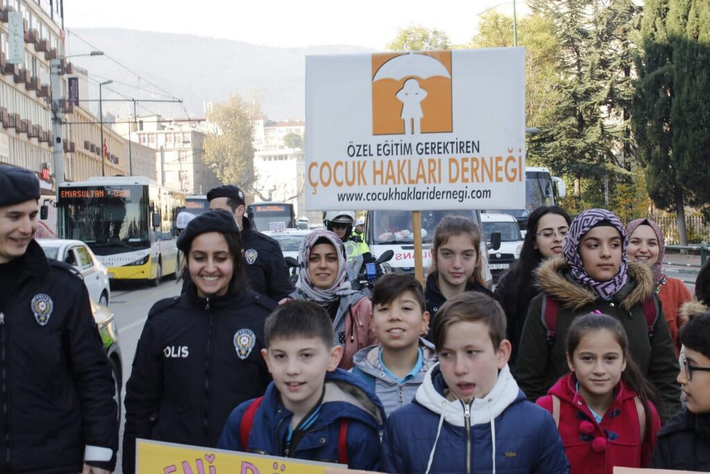Özel Eğitim Gerektiren Çocuk Hakları Derneği etkinliğinden bir kare