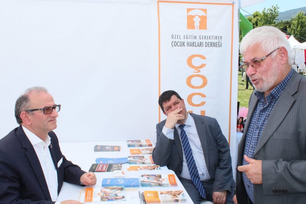Özel Eğitim Gerektiren Çocuk Hakları Derneği etkinliğinden bir kare