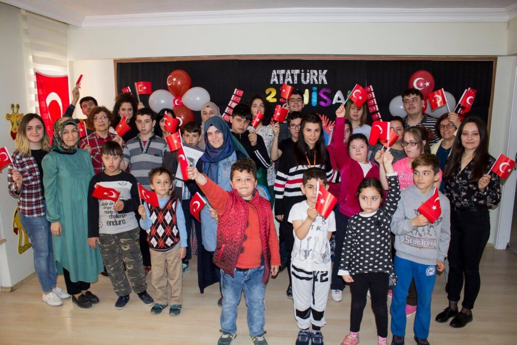 Özel Eğitim Gerektiren Çocuk Hakları Derneği etkinliğinden bir kare